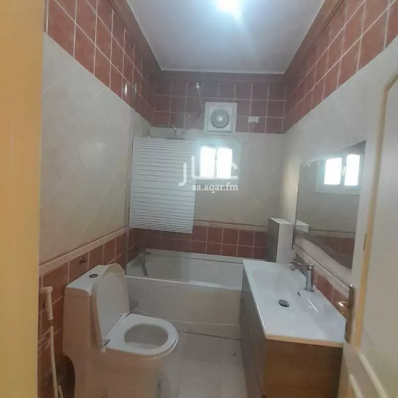 شقة 3 غرف في الروضة 6