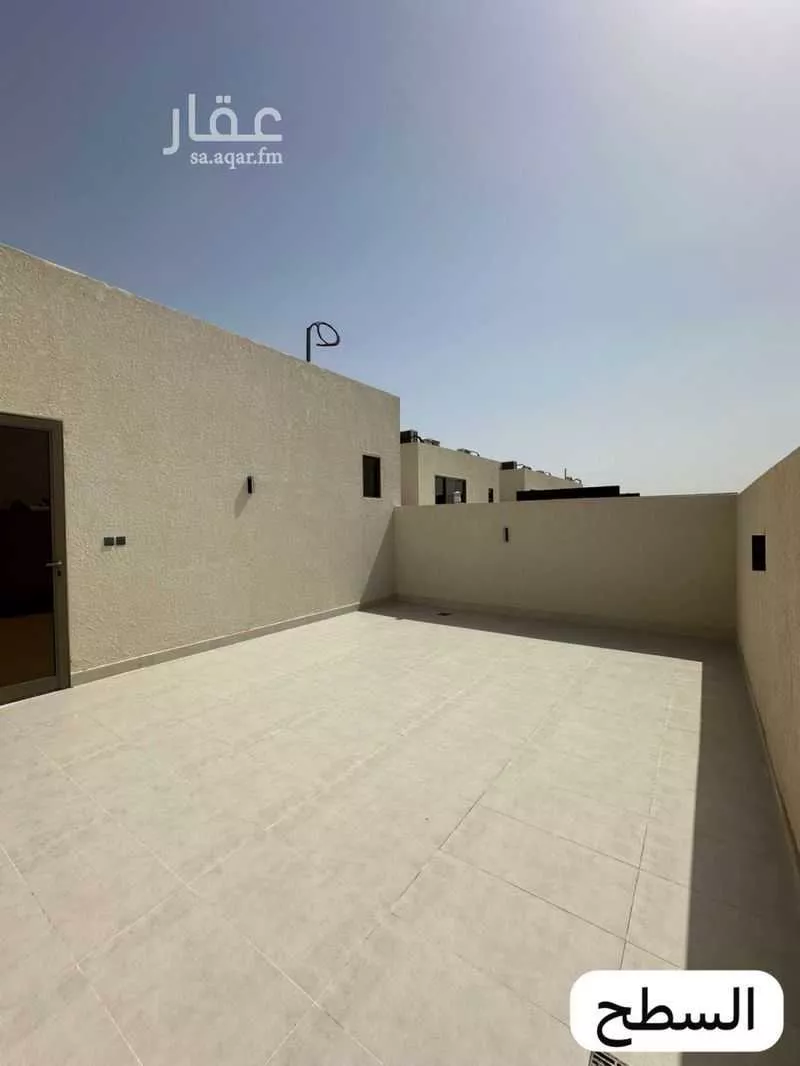 دور 4 غرف في الروابي 8