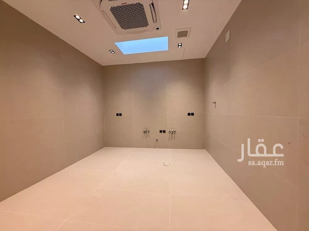 فيلا 6 غرف في الرمال 13