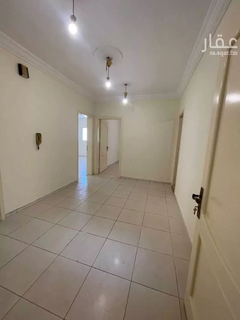 شقة 3 غرف في الزهراء 4