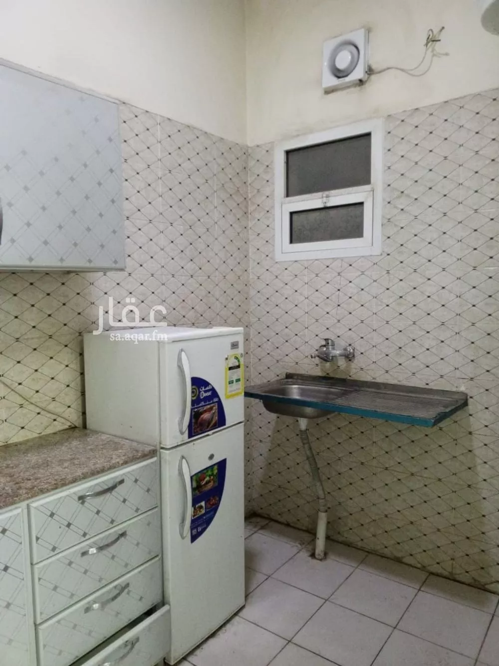 شقة 1 غرف في الرمال 8