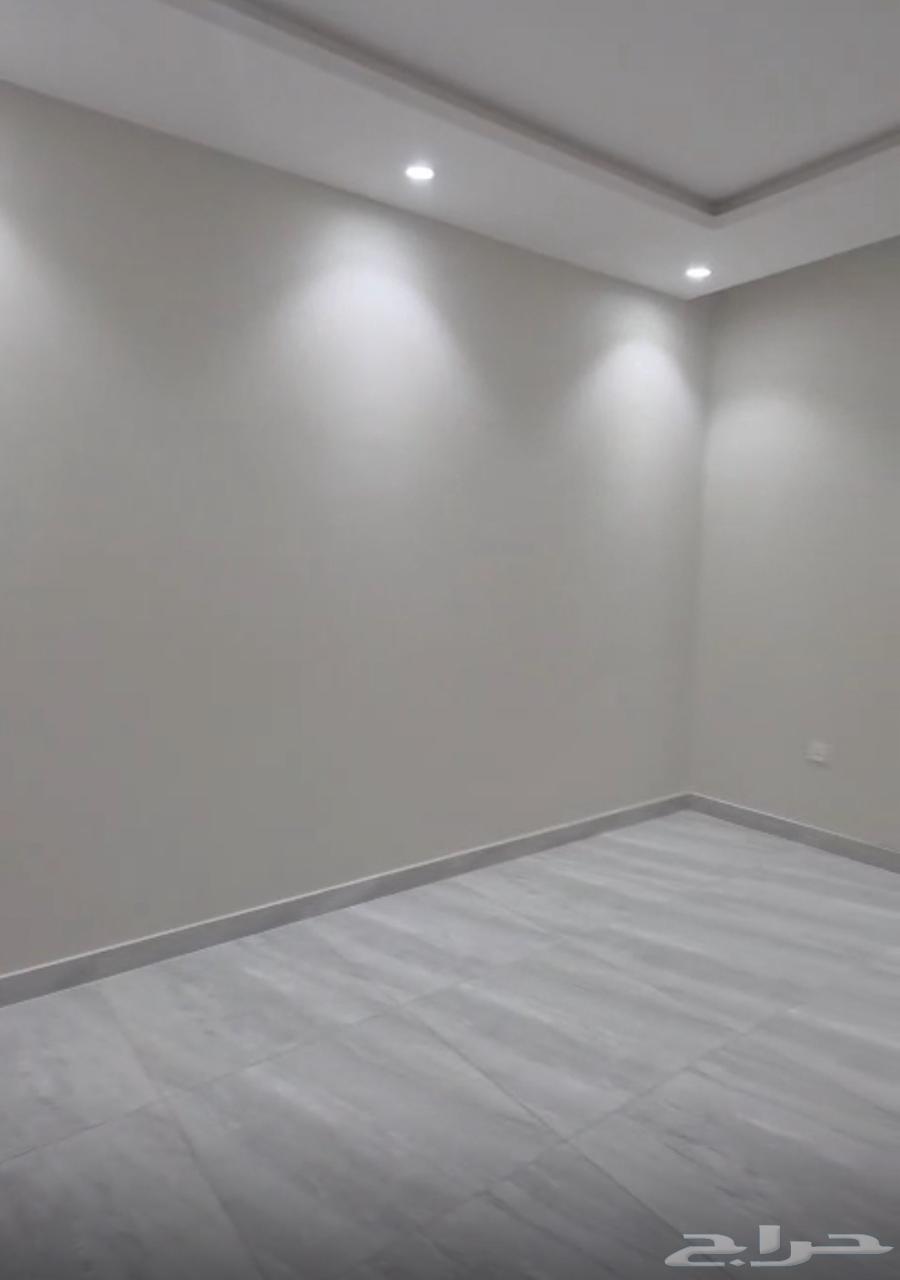 شقة 5 غرف في الرياض 8