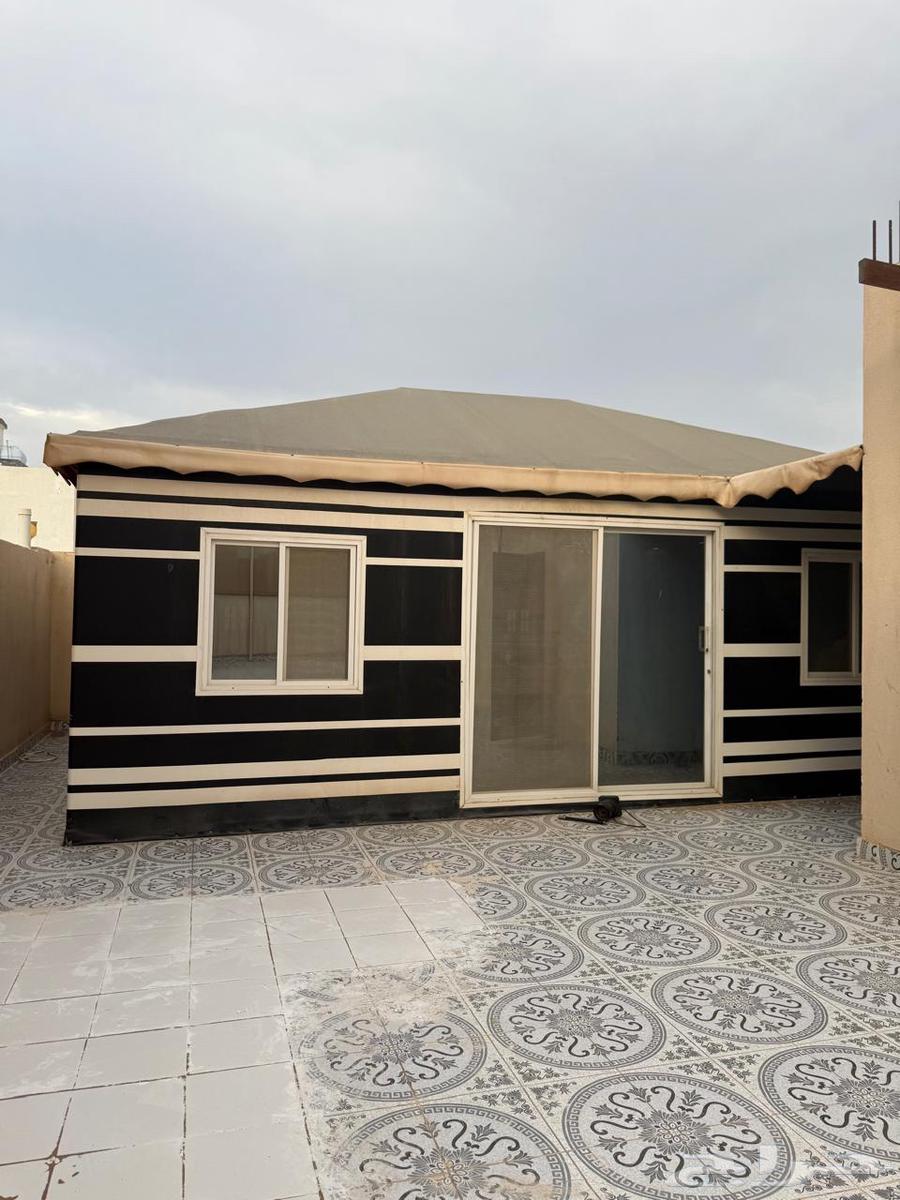 شقة  في الرحمانية 10