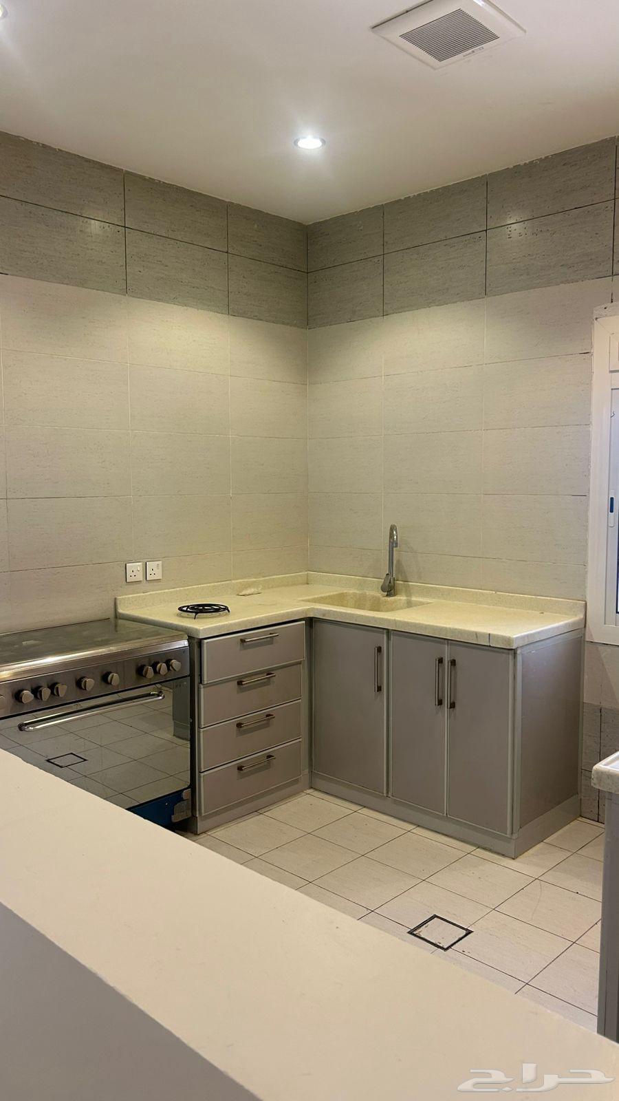 شقة 3 غرف في الوفاء 10