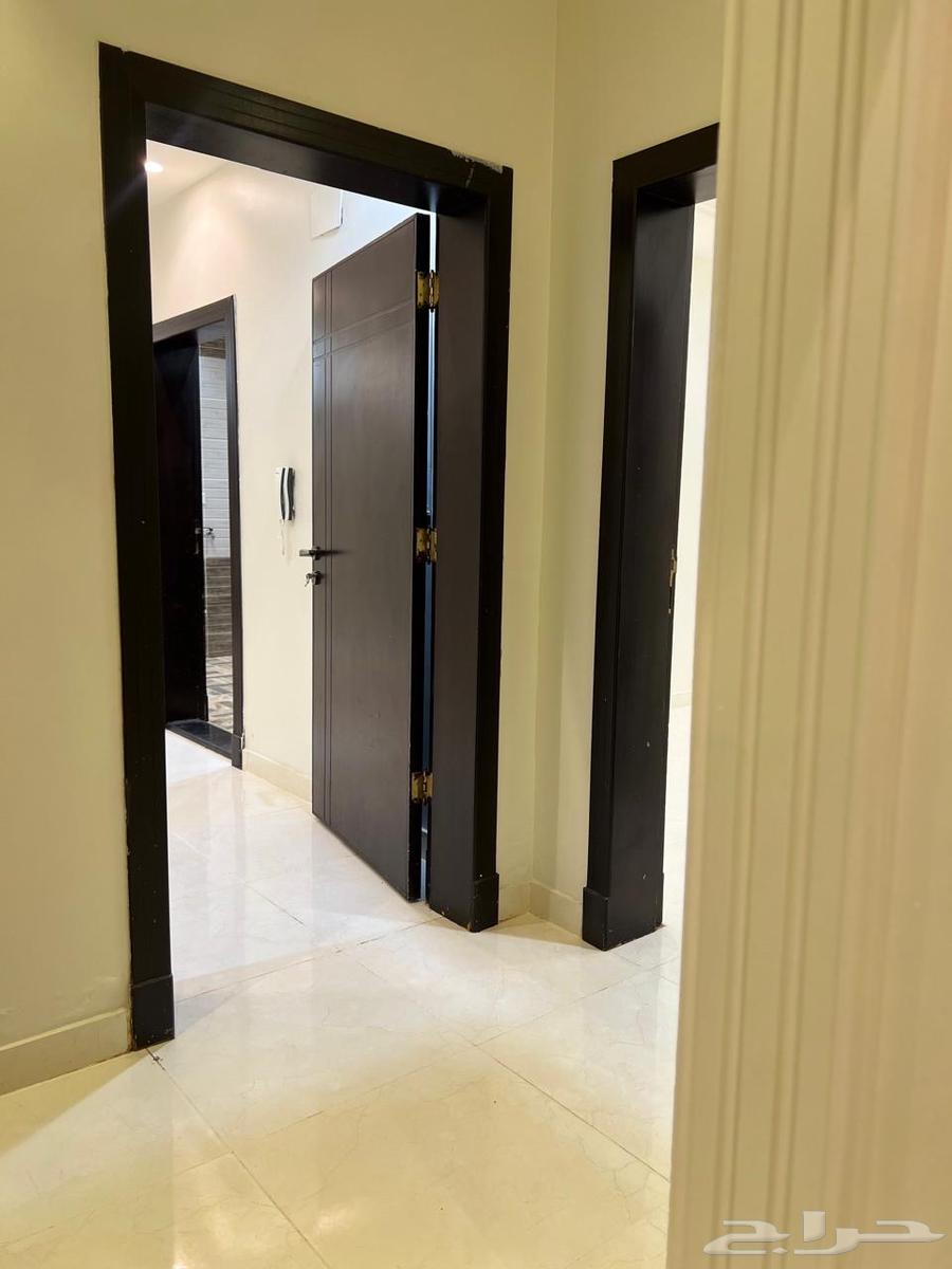 شقة 4 غرف في الفروسية 2