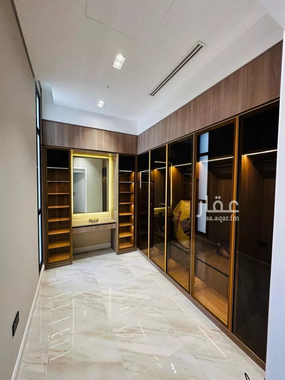 فيلا 3 غرف في سدرة 9