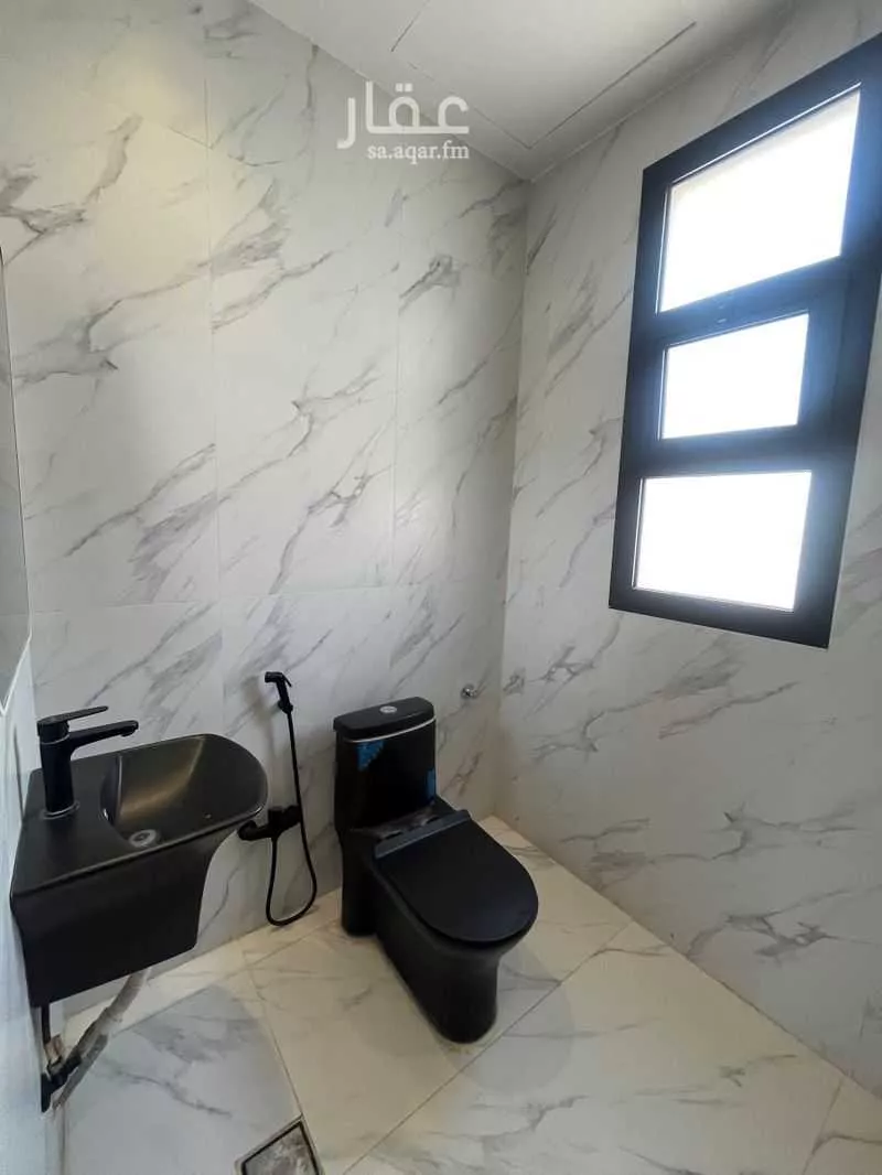 8 bedroom villa in Al Mahdiyyah 28