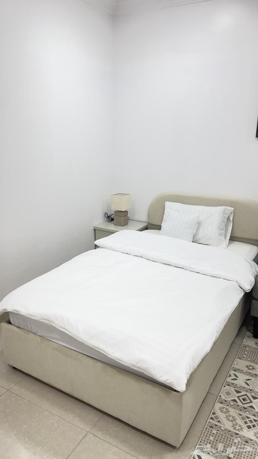 شقة 2 غرف في الزهرة 10