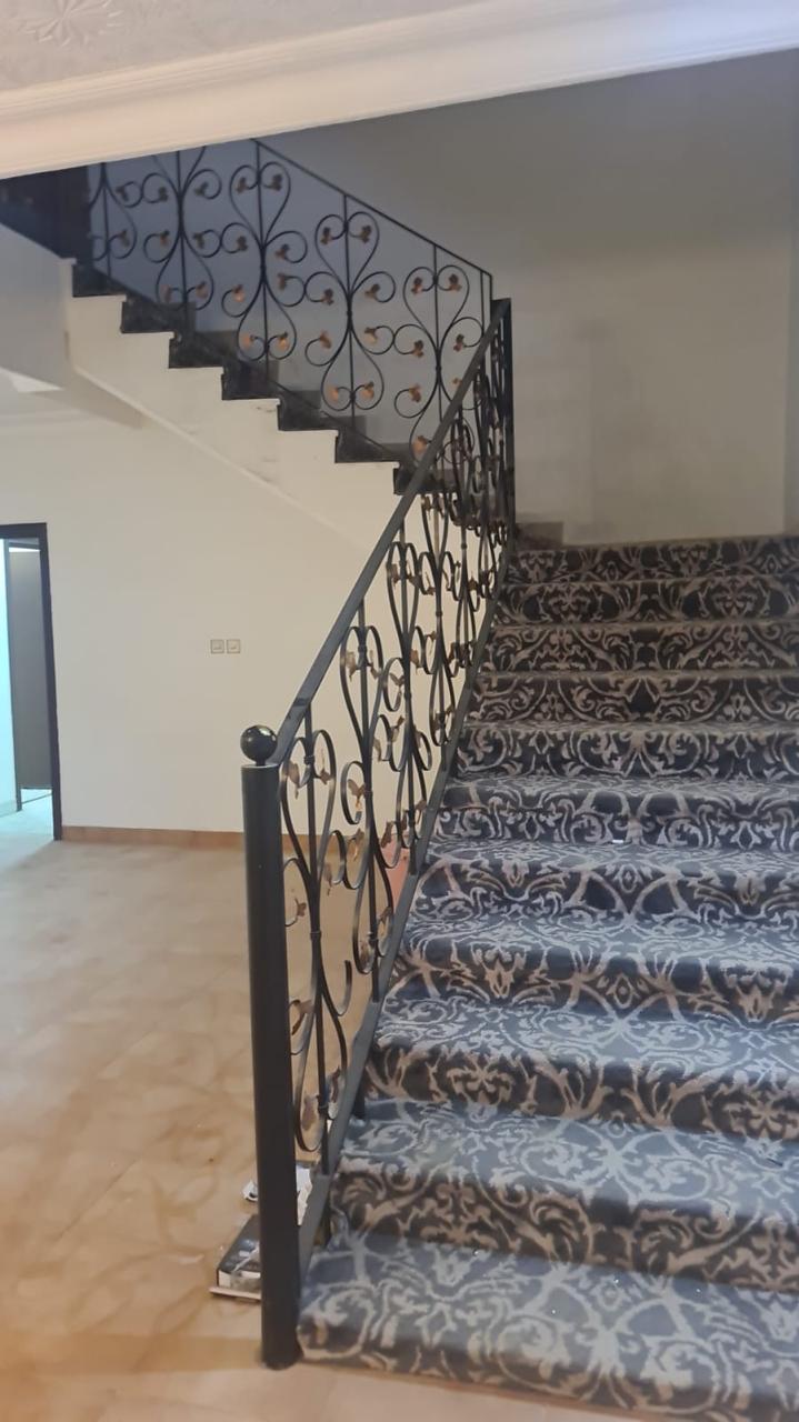 فيلا  في الشهداء 2