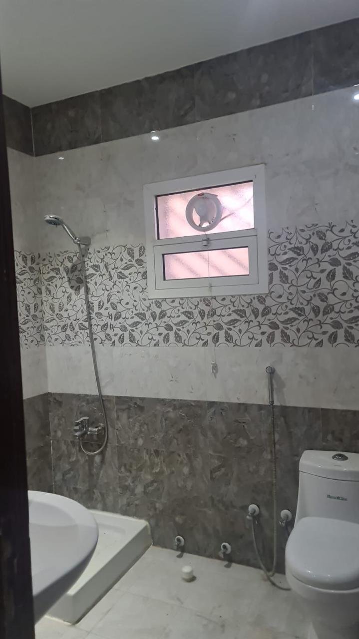 فيلا  في الشهداء 11