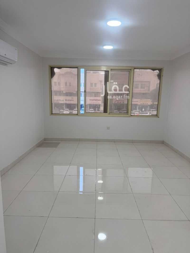 عمارة 915 م² في احد 2