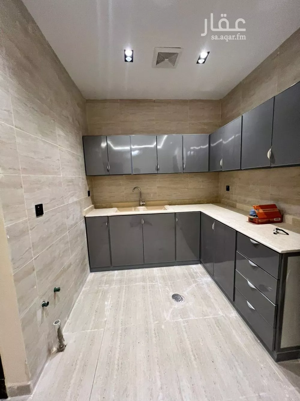 شقة 1 غرف في الملز 4