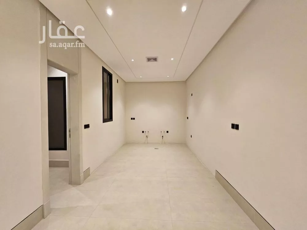 شقة 4 غرف في الرمال 5