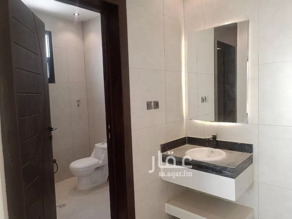 3 bedroom villa in Al Janadriyah 13