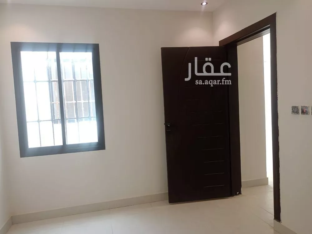 3 bedroom villa in Al Janadriyah 4