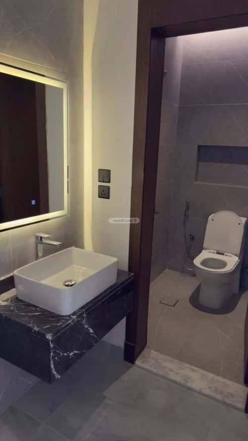 4 bedroom apartment in Al Salamah 7