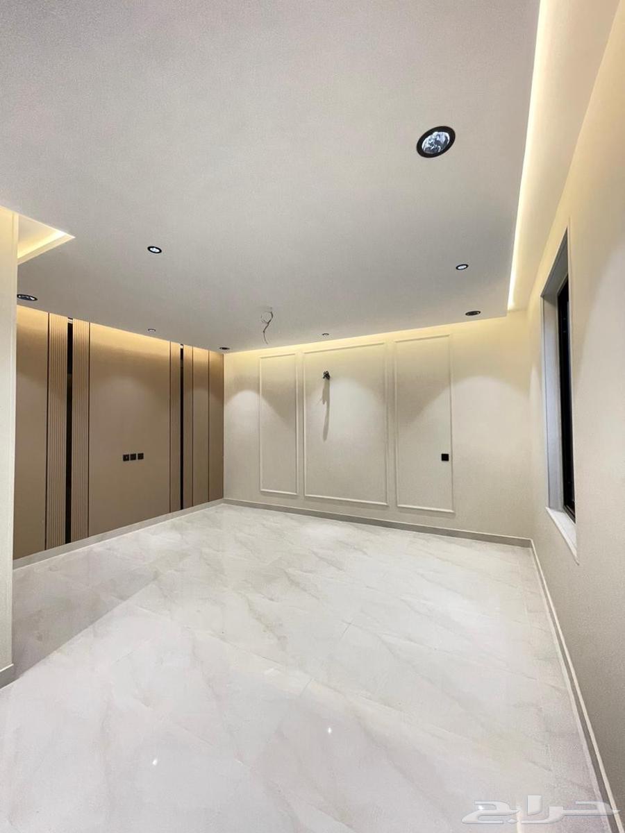 شقة 5 غرف في الملك فهد 5