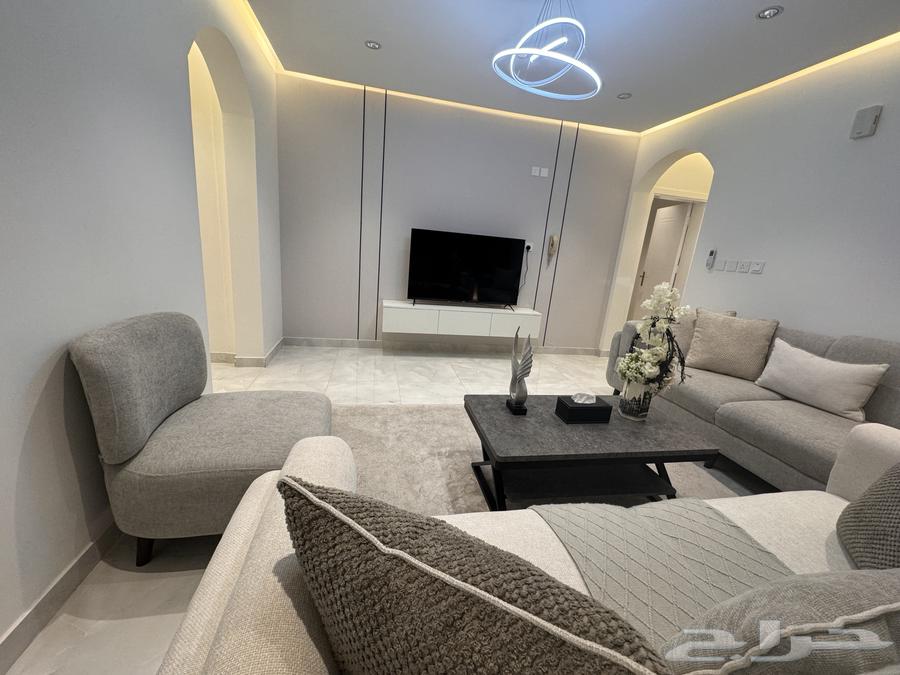 شقة 3 غرف في الظاهرة 5