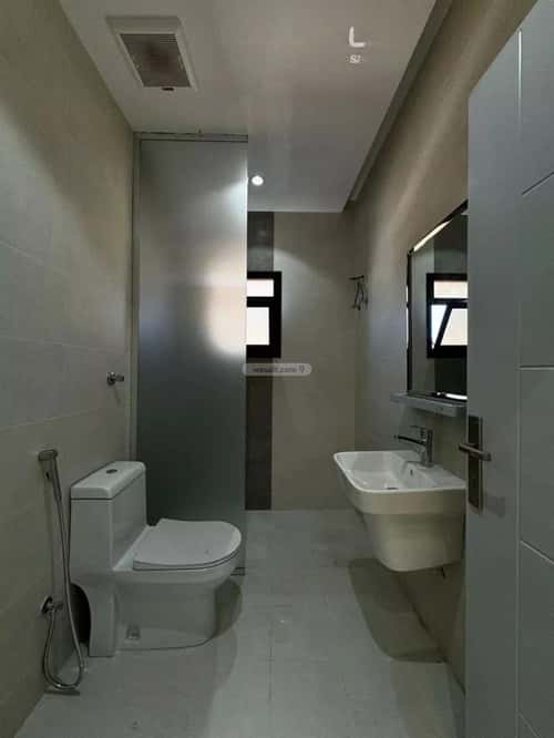 شقة 6 غرف في النزهة 8