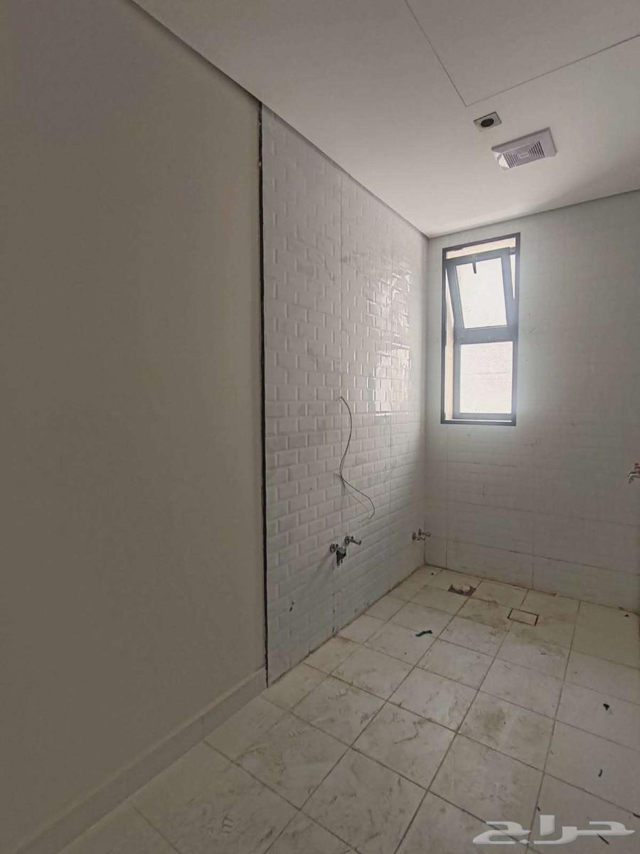 شقة 5 غرف في العاقول 8