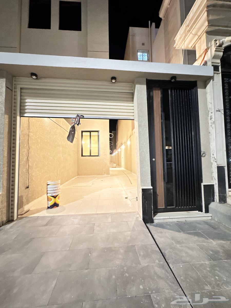 شقة 6 غرف في السكب 16