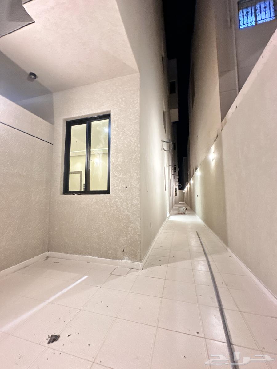 شقة 6 غرف في السكب 18