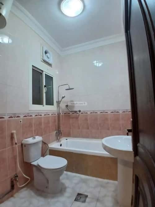 شقة 3 غرف في الروضة 4