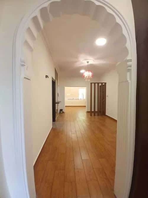 شقة 3 غرف في الروضة 8