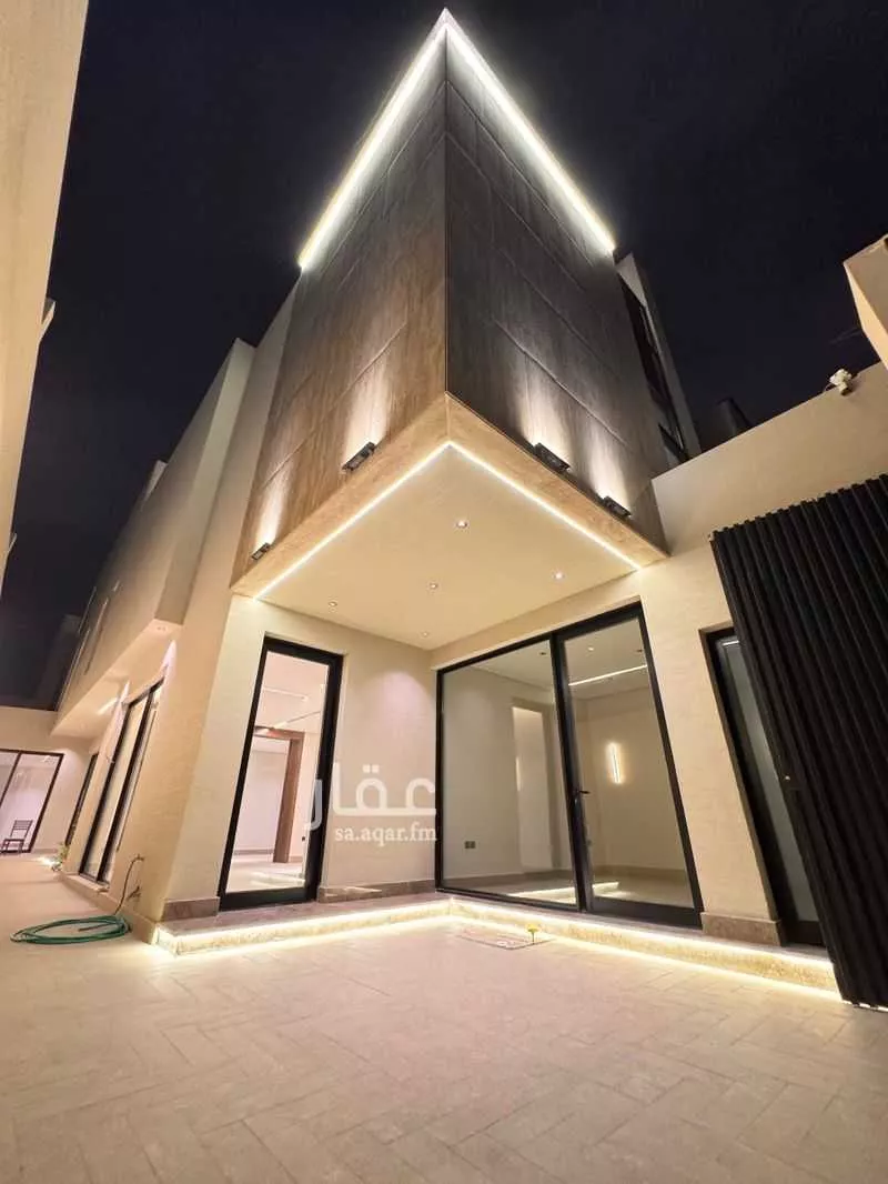 6 bedroom villa in Al Qairawan 2
