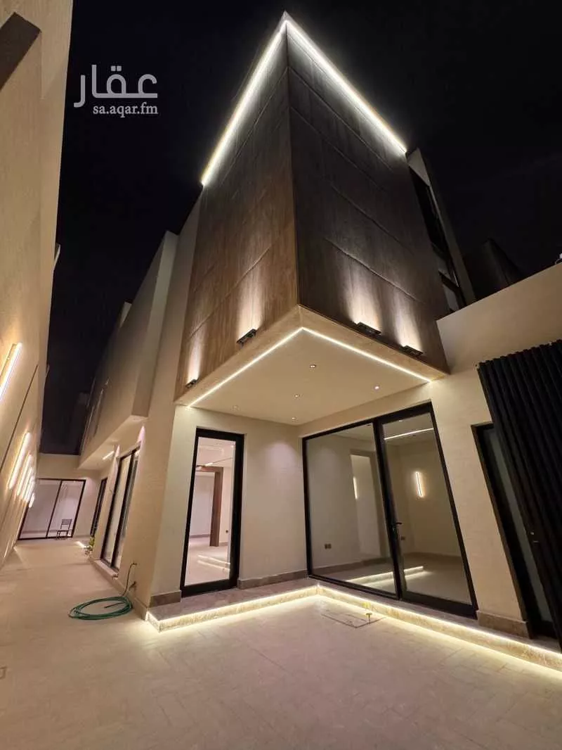 6 bedroom villa in Al Qairawan 8