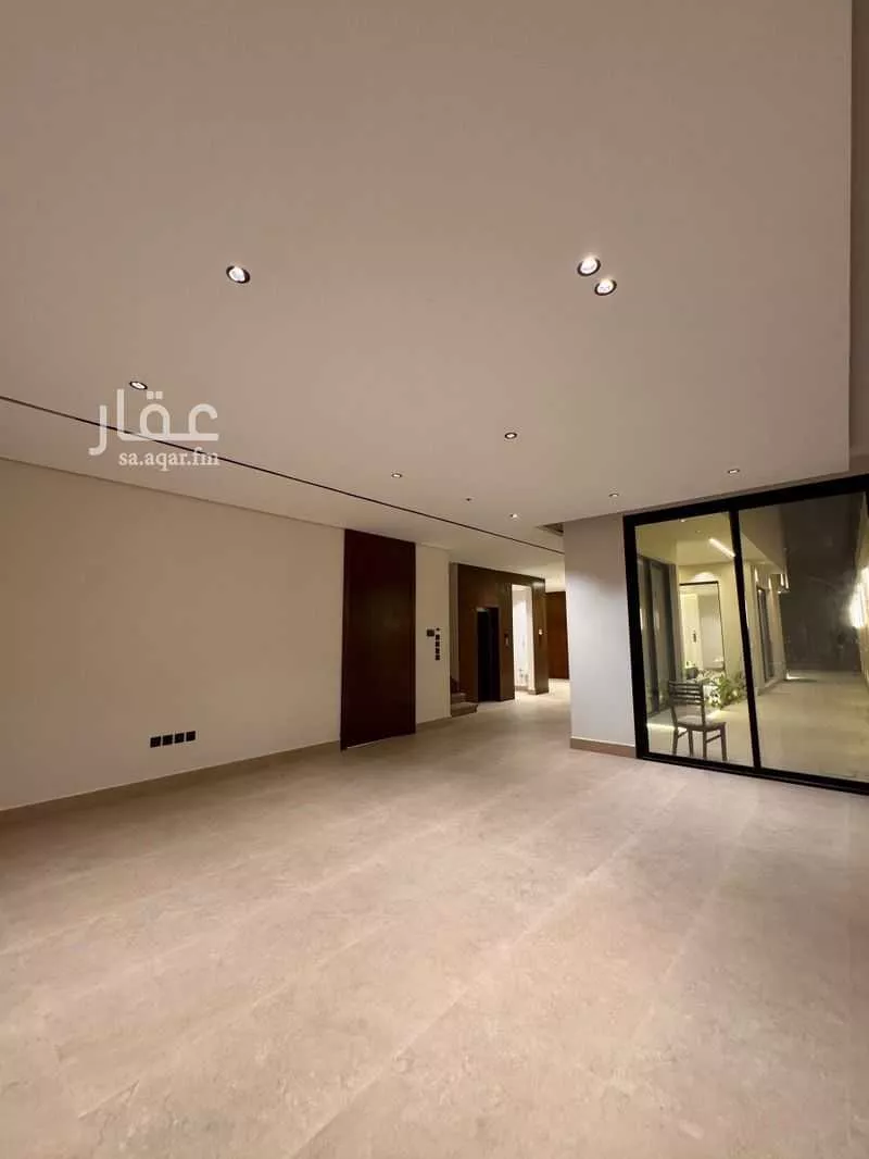 6 bedroom villa in Al Qairawan 10