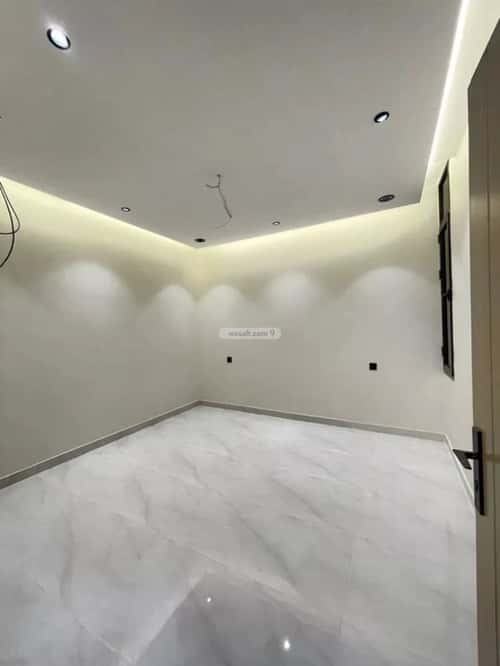 شقة 5 غرف في الملك فهد 6