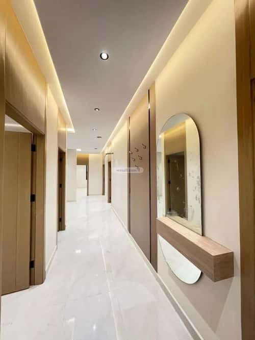 شقة 5 غرف في الملك فهد 10