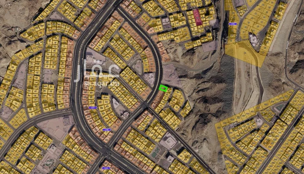 أرض 654 م² في الحمراء و ام الجود 2