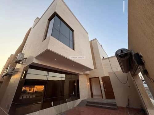 6 bedroom villa in Al Yaqout 2