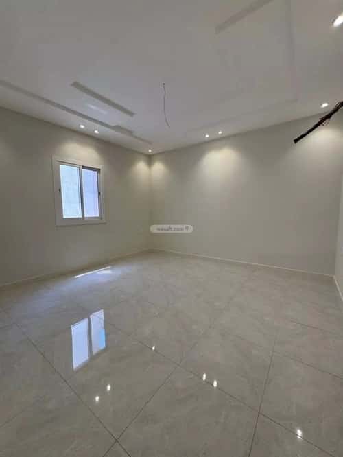 شقة 5 غرف في النخيل 13