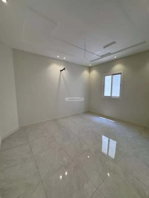 شقة 5 غرف في النخيل 9