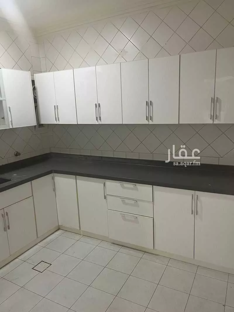 شقة 4 غرف في الربيع 5