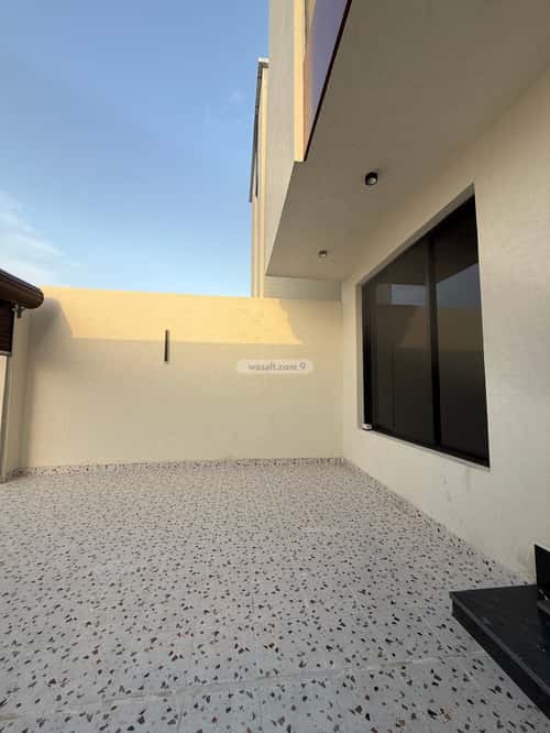 4 bedroom villa in As Sawari 6