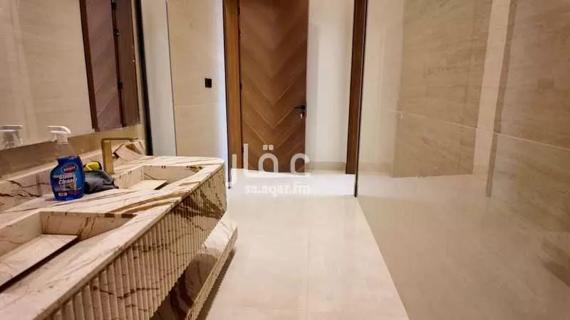 فيلا 7 غرف في الصفا 11