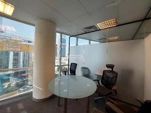 مكتب 400 م² في العليا 15