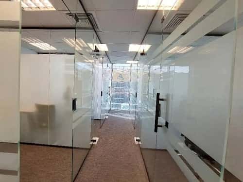 مكتب 400 م² في العليا 10