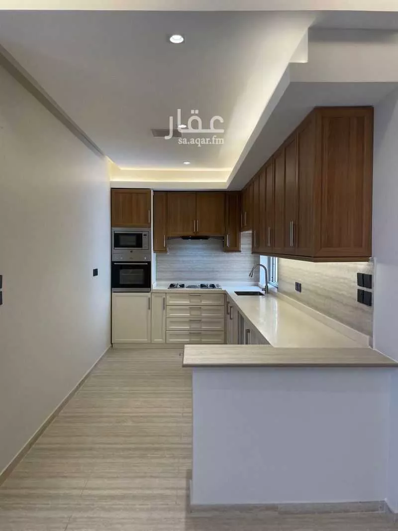 دور 4 غرف في العليا 6