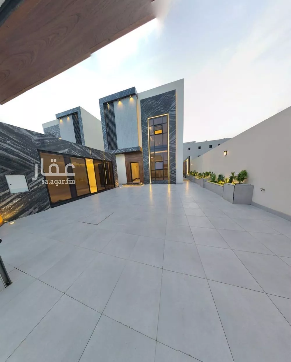 فيلا 5 غرف في اللؤلؤ 5