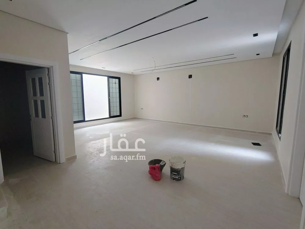 6 bedroom villa in Al Shiraa 2