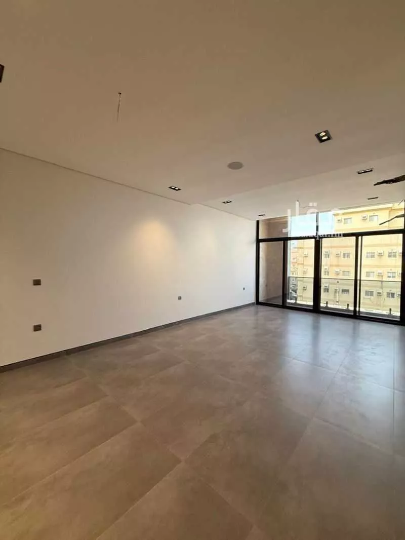 4 bedroom apartment in Al Zahra 5