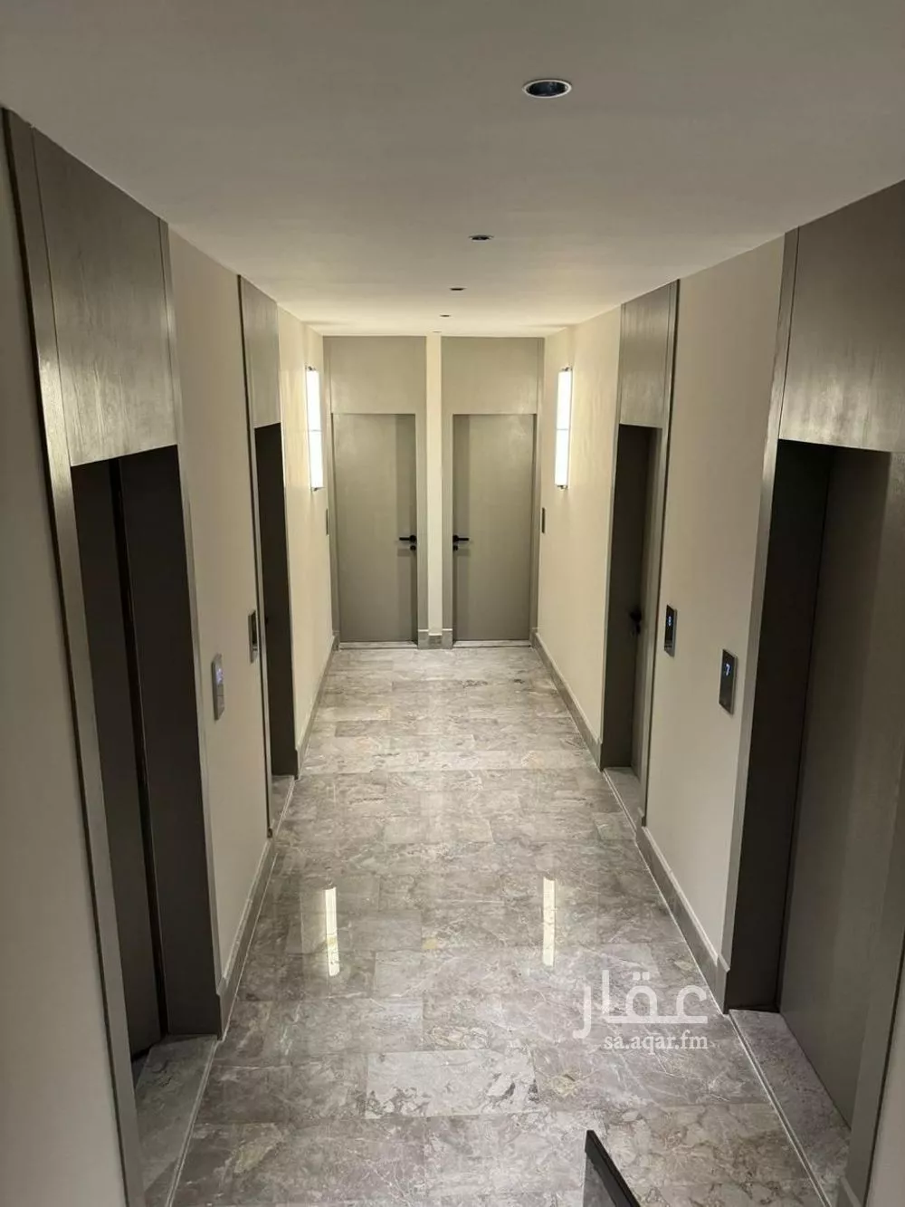 عمارة 348 م² في الراكة الجنوبية 2