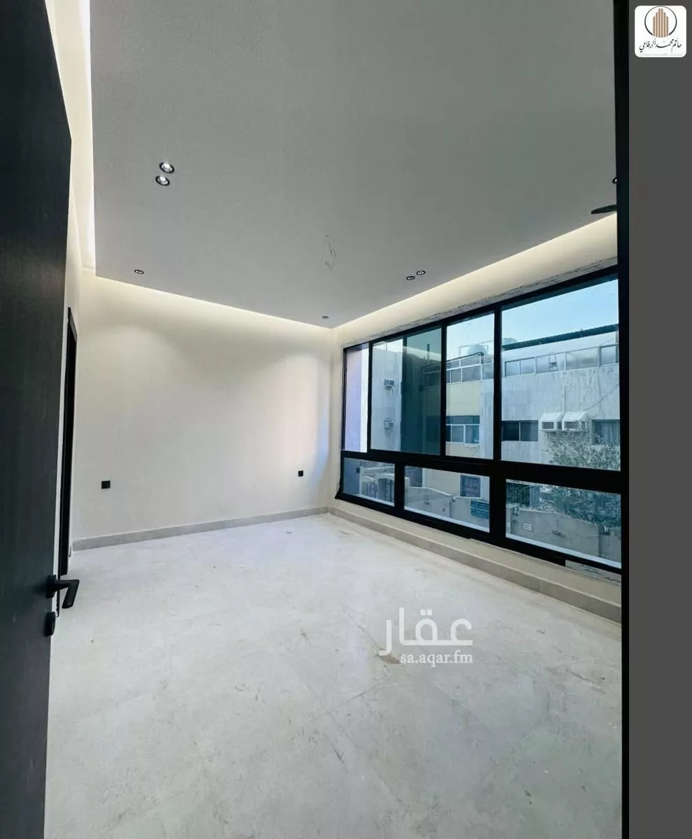 شقة 4 غرف في الروضة 4