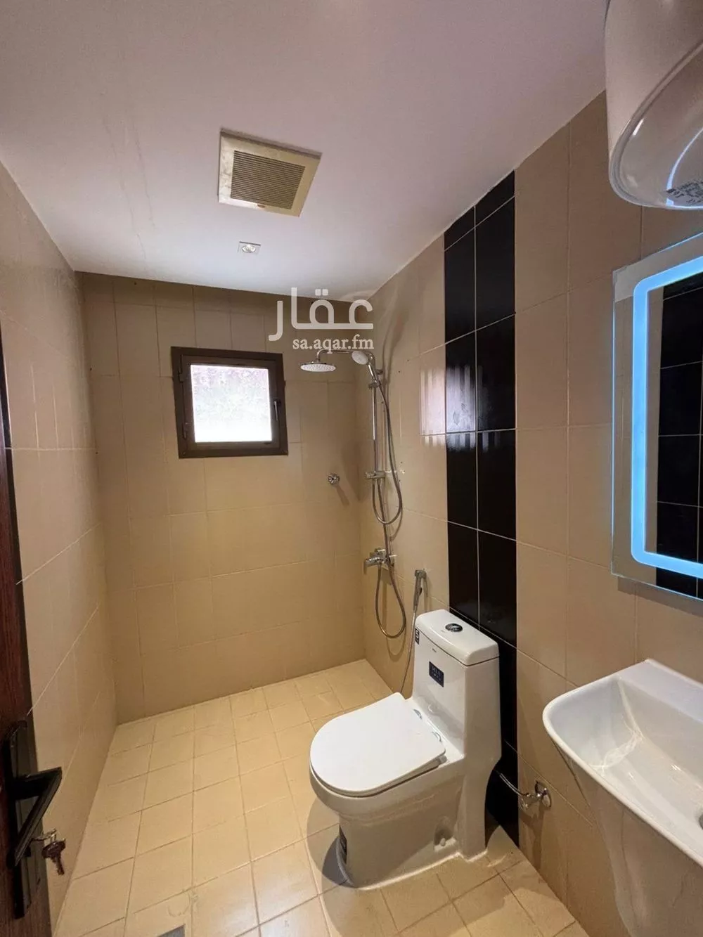 شقة 3 غرف في القصور 6