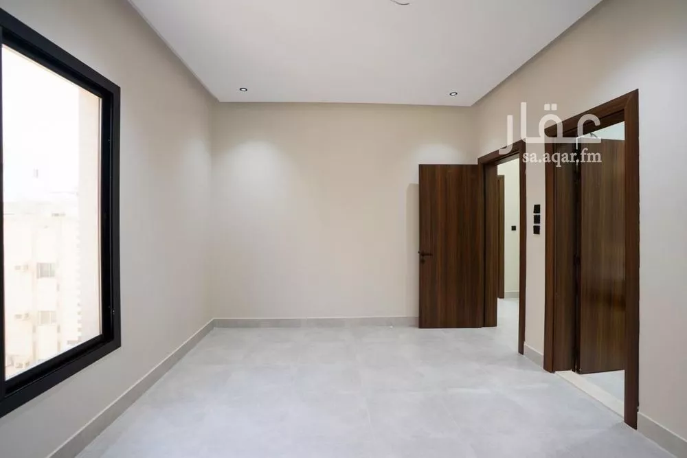 شقة 4 غرف في السلامة 14